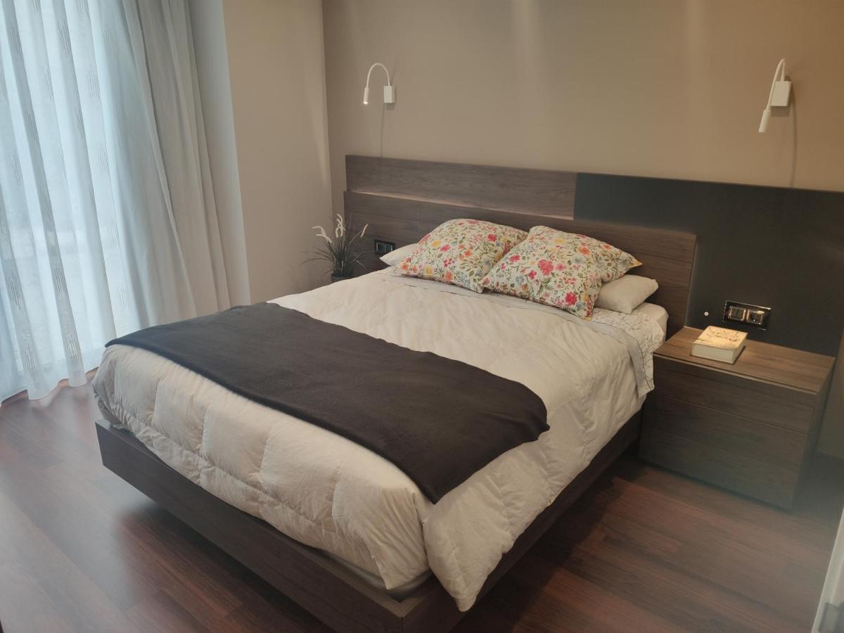 Apartamentos San Roman Retorta Luaran gambar