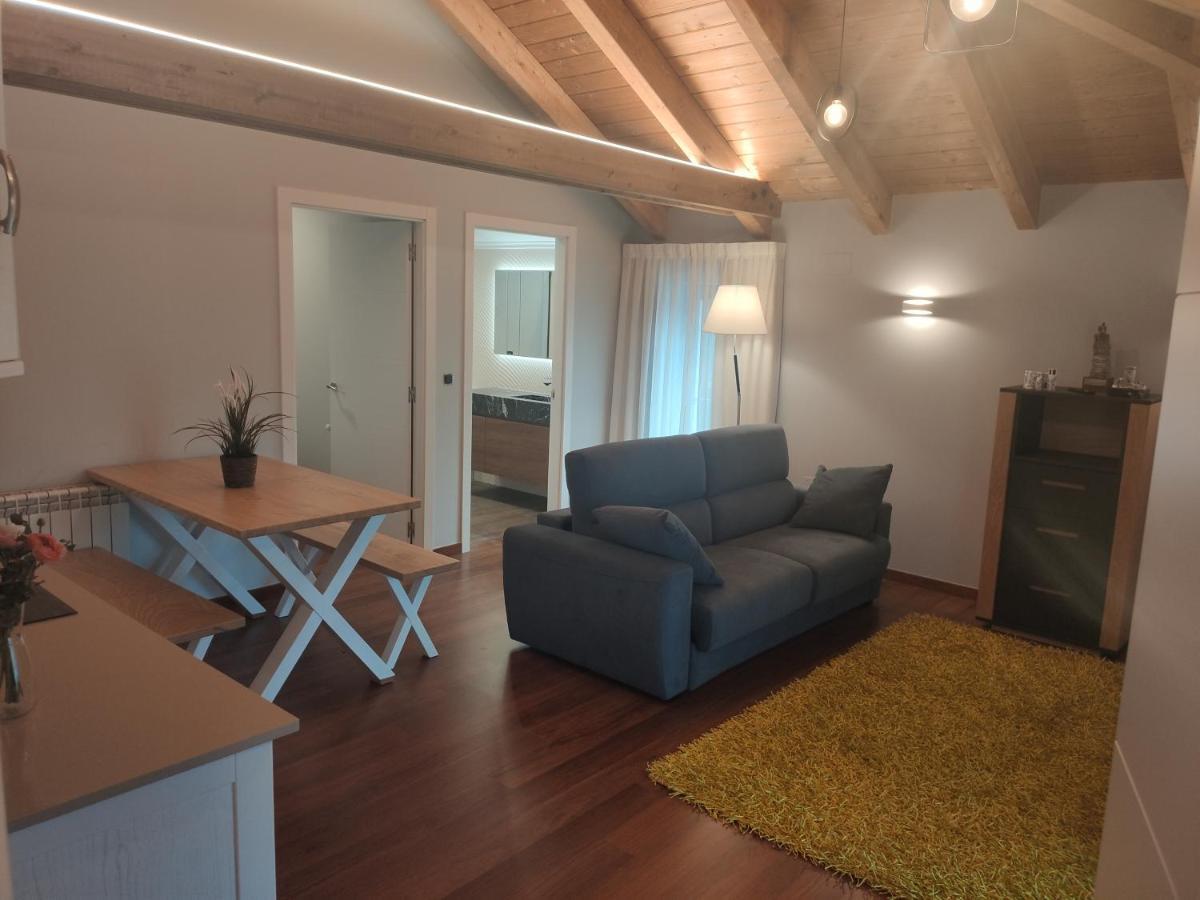 Apartamentos San Roman Retorta Luaran gambar
