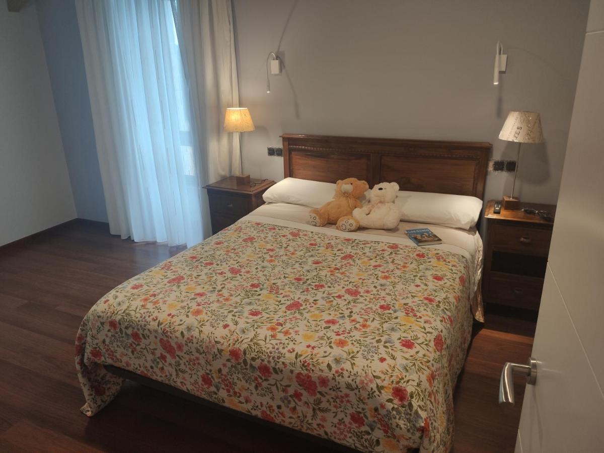 Apartamentos San Roman Retorta Luaran gambar